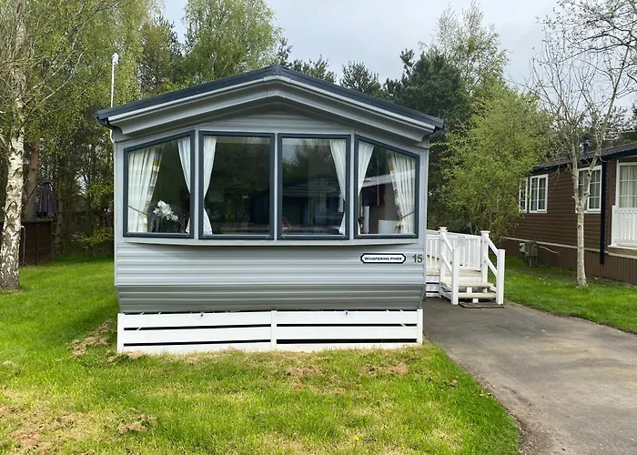 All Weather Hot Tub & Cosy Cabin In Northumberland